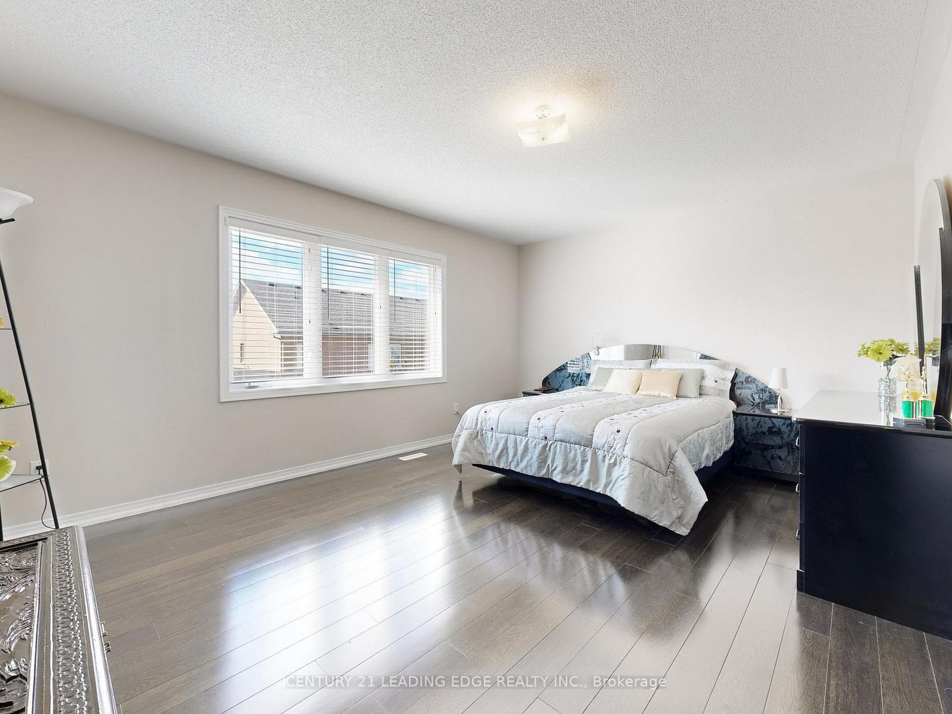 89 Sanderson Road photo 22