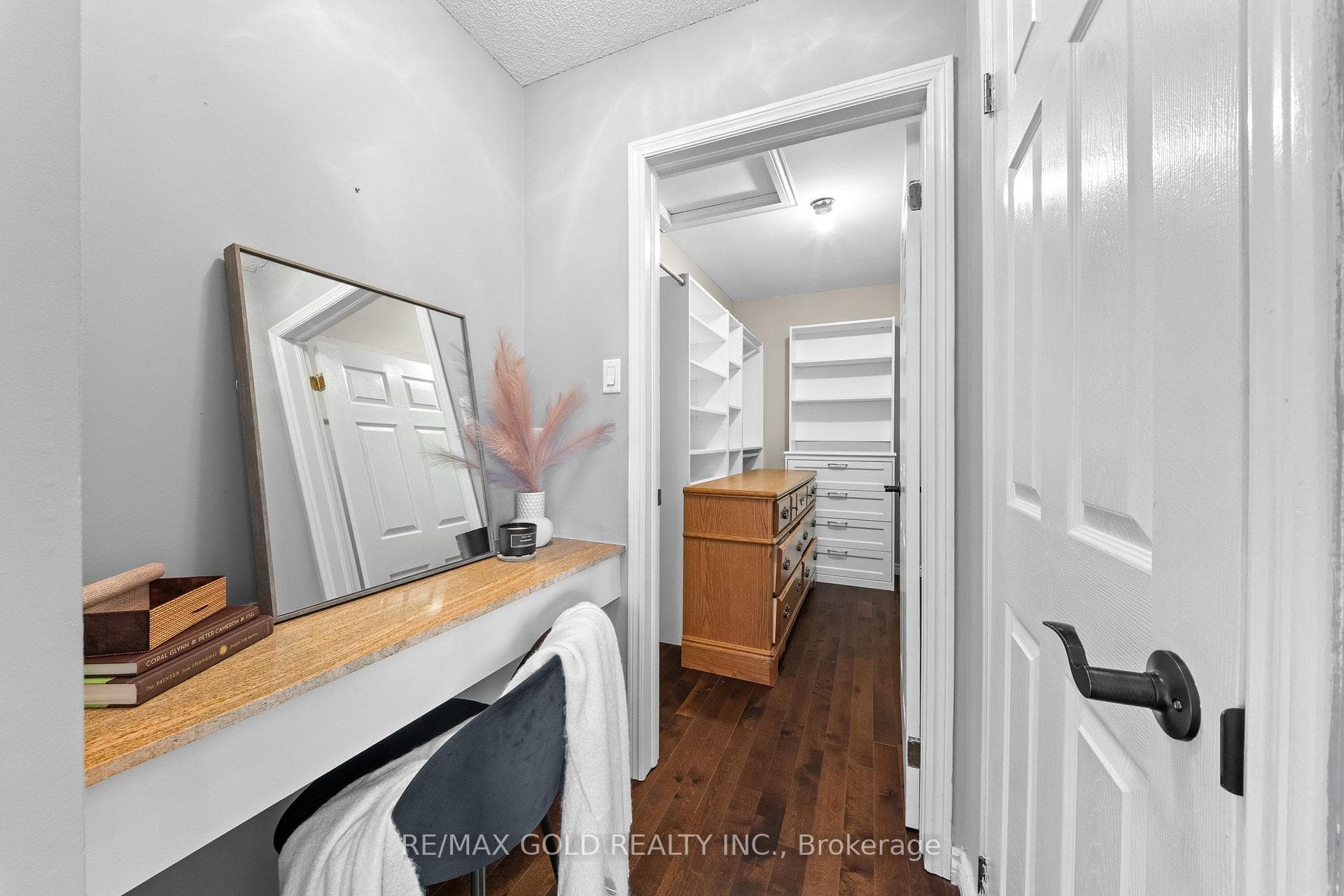 14 Shadywood Road photo 28