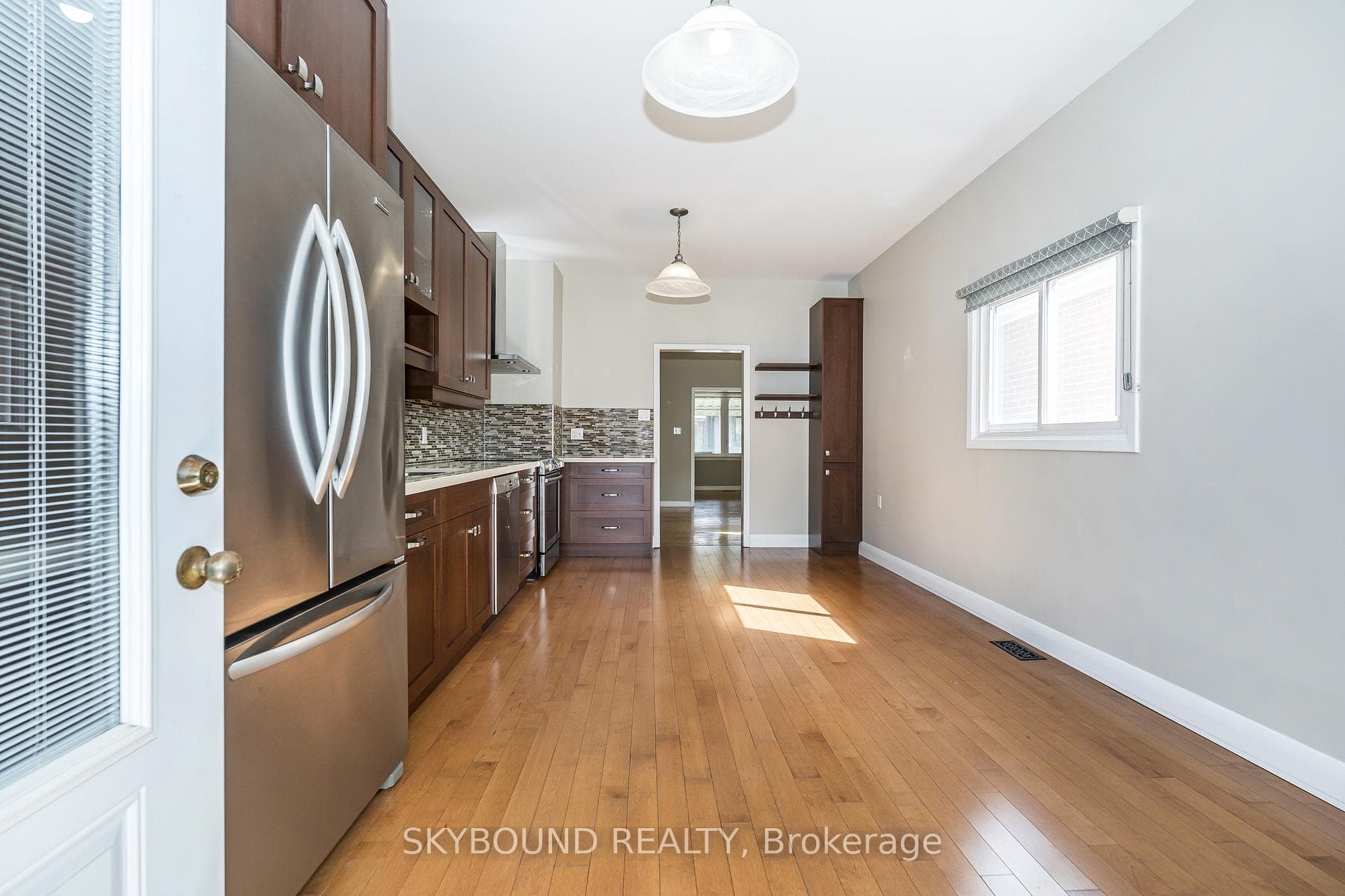 5 Manchester Avenue photo 9