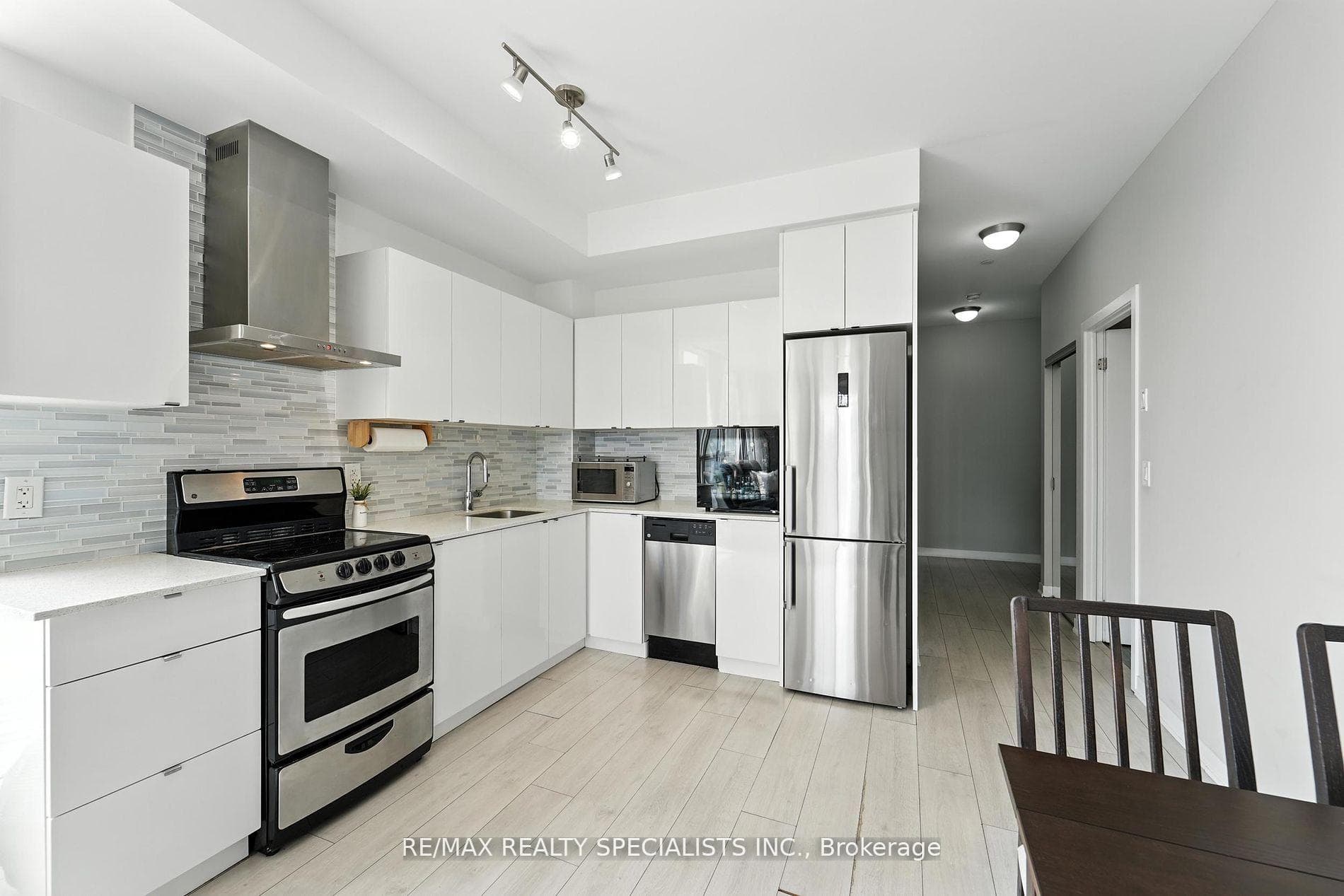 51 East Liberty Street Unit 401 photo 6