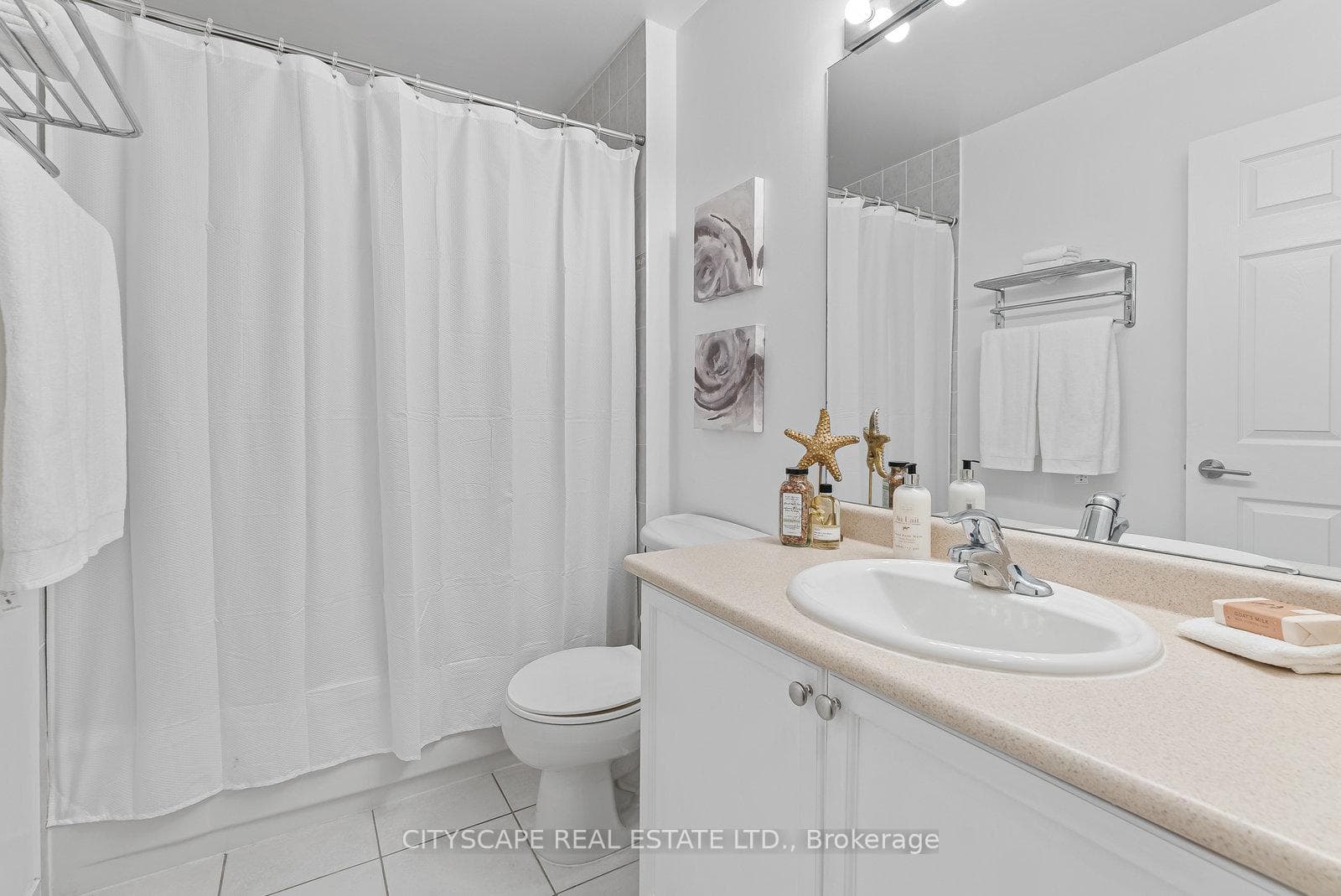 18 Parkview Avenue Unit 203 photo 10