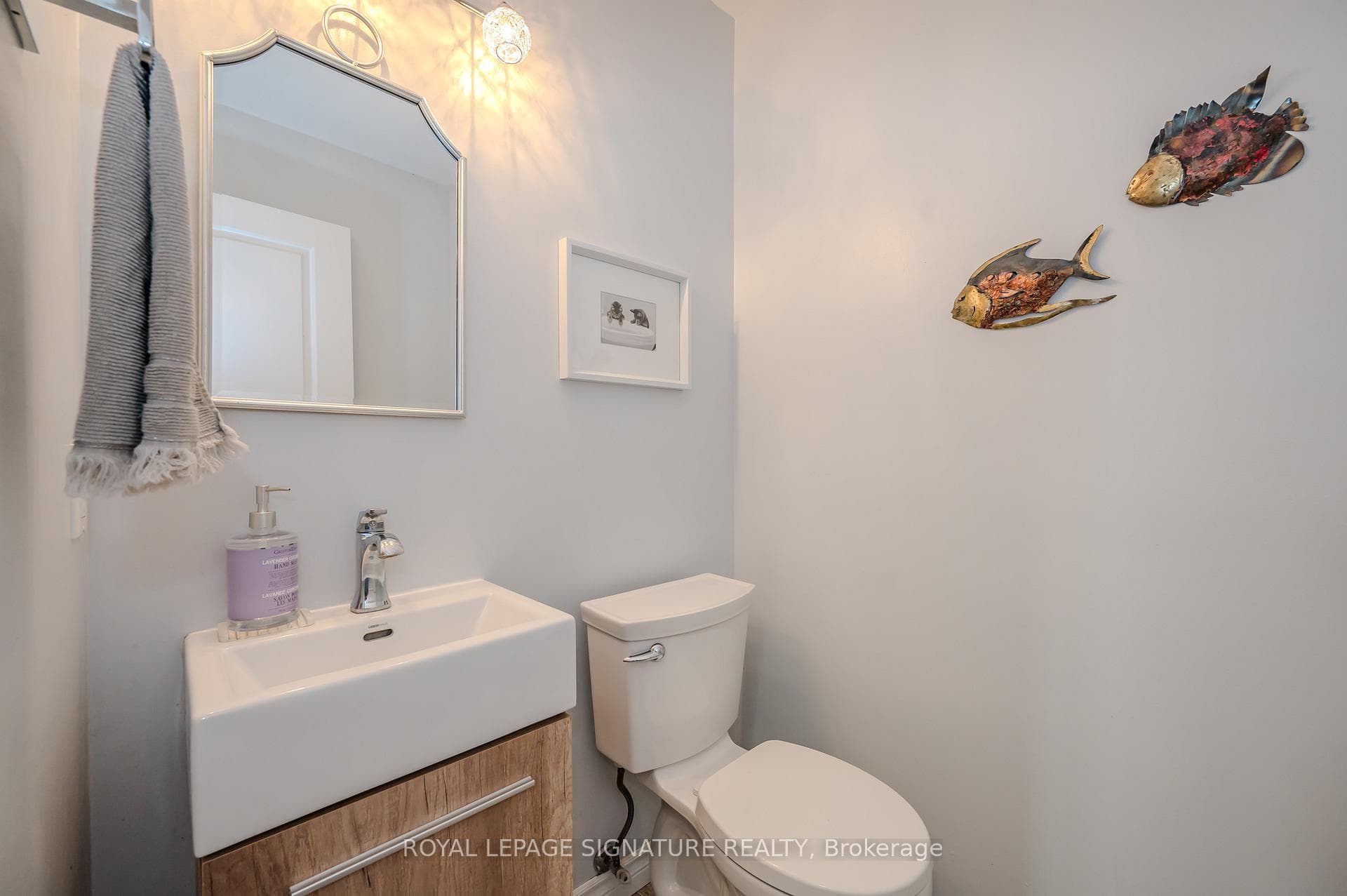 38 Hebert Street photo 13