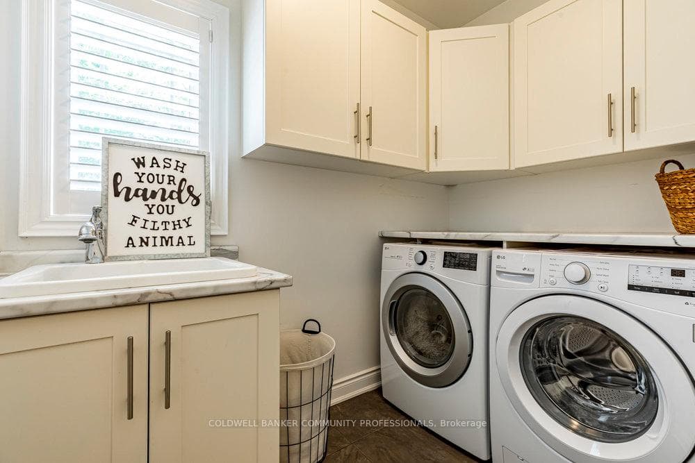 60 Parker Avenue photo 14