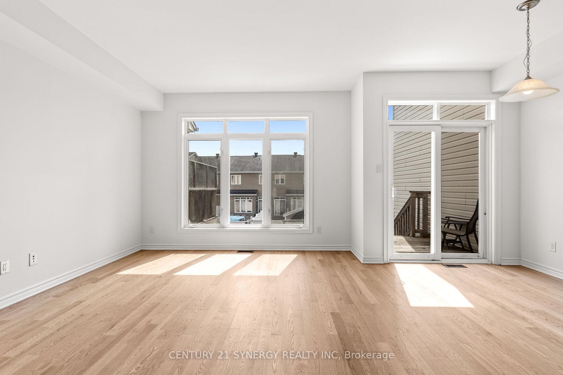 430 Foxhall Way photo 8