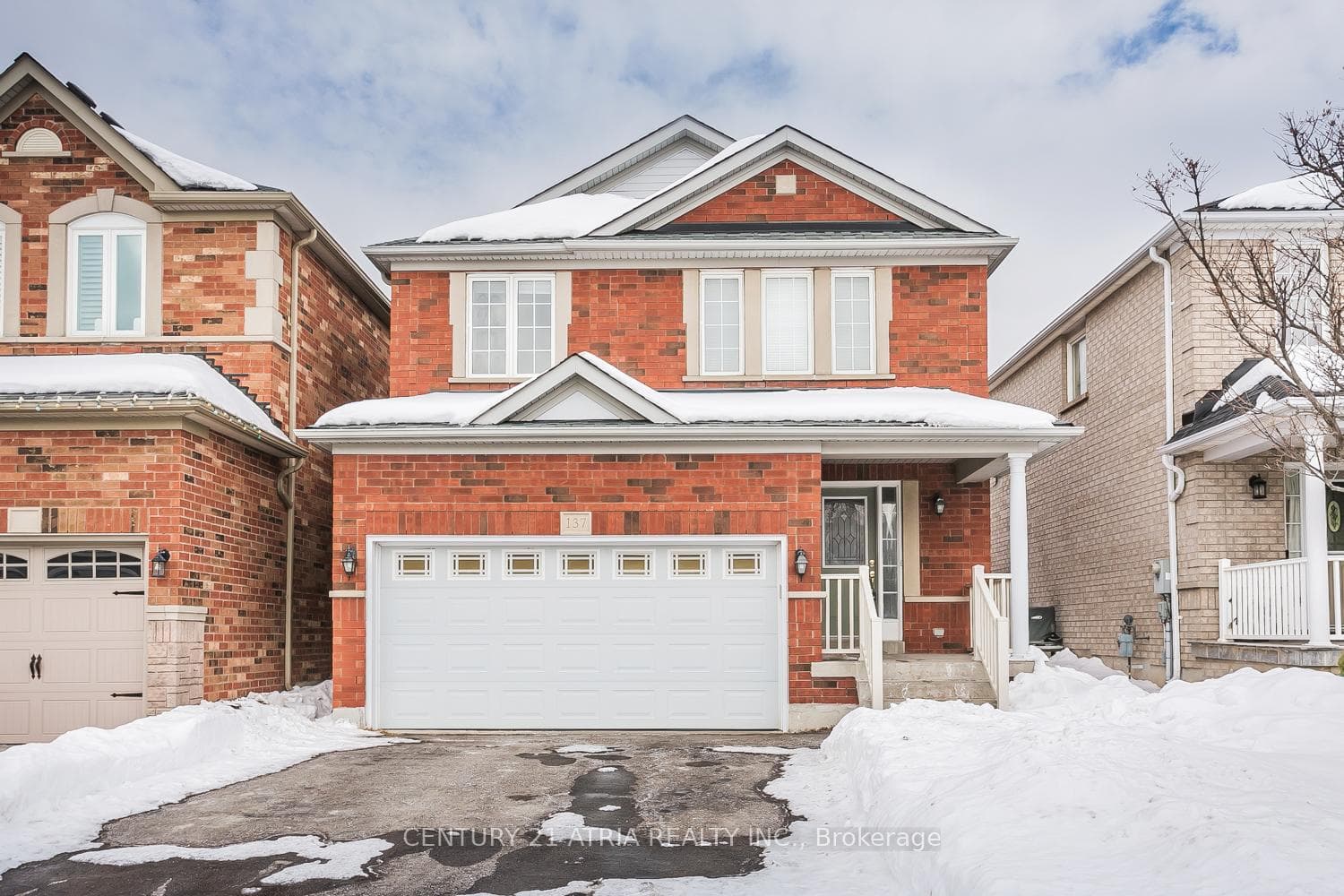 137 Collis Drive photo 1