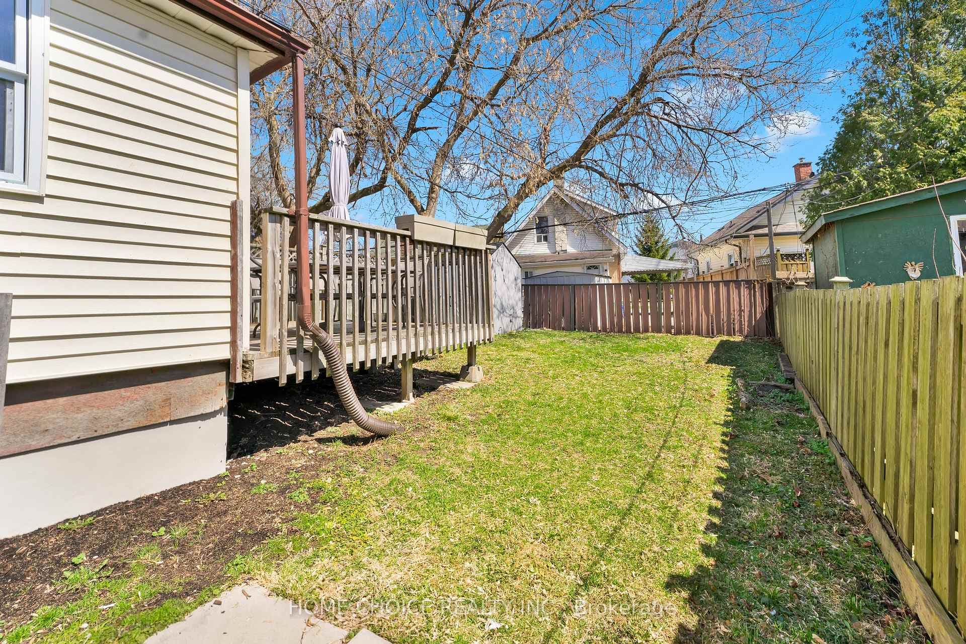 311 French Street photo 17