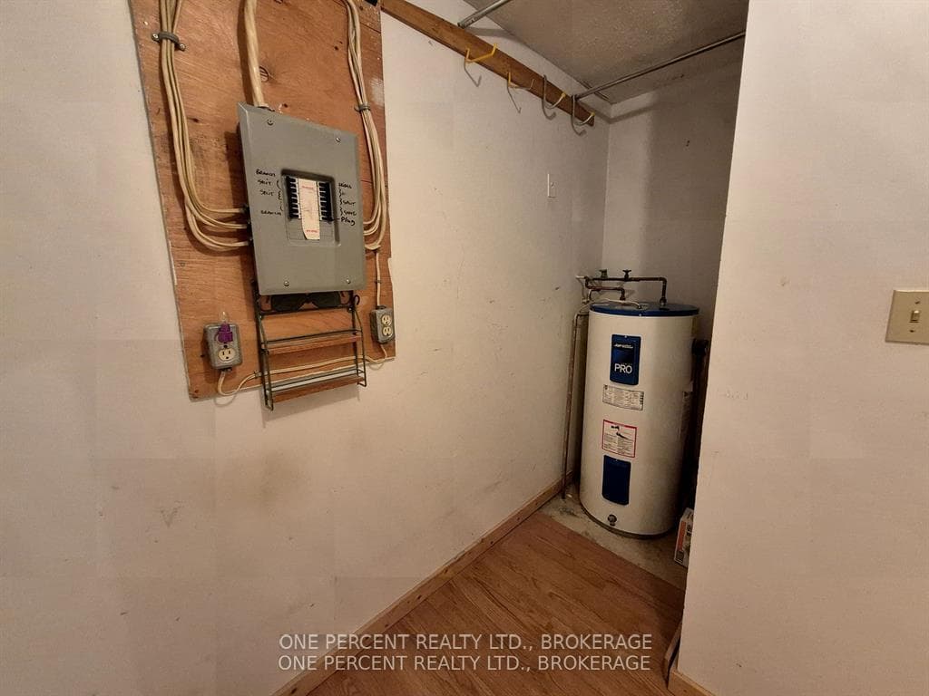 561 Armstrong Road Unit 116 photo 29