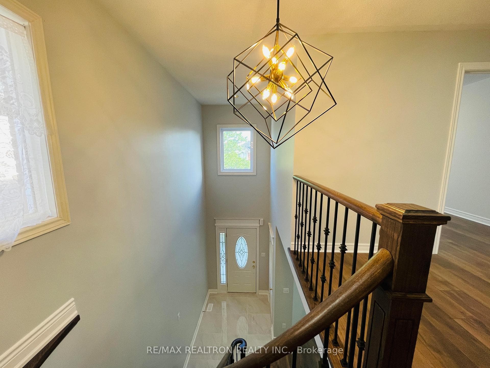 137 Bothwell Crescent photo 2