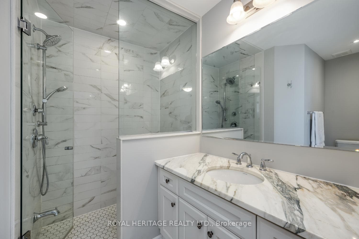 Primary Ensuite Plenty Of Upgrades