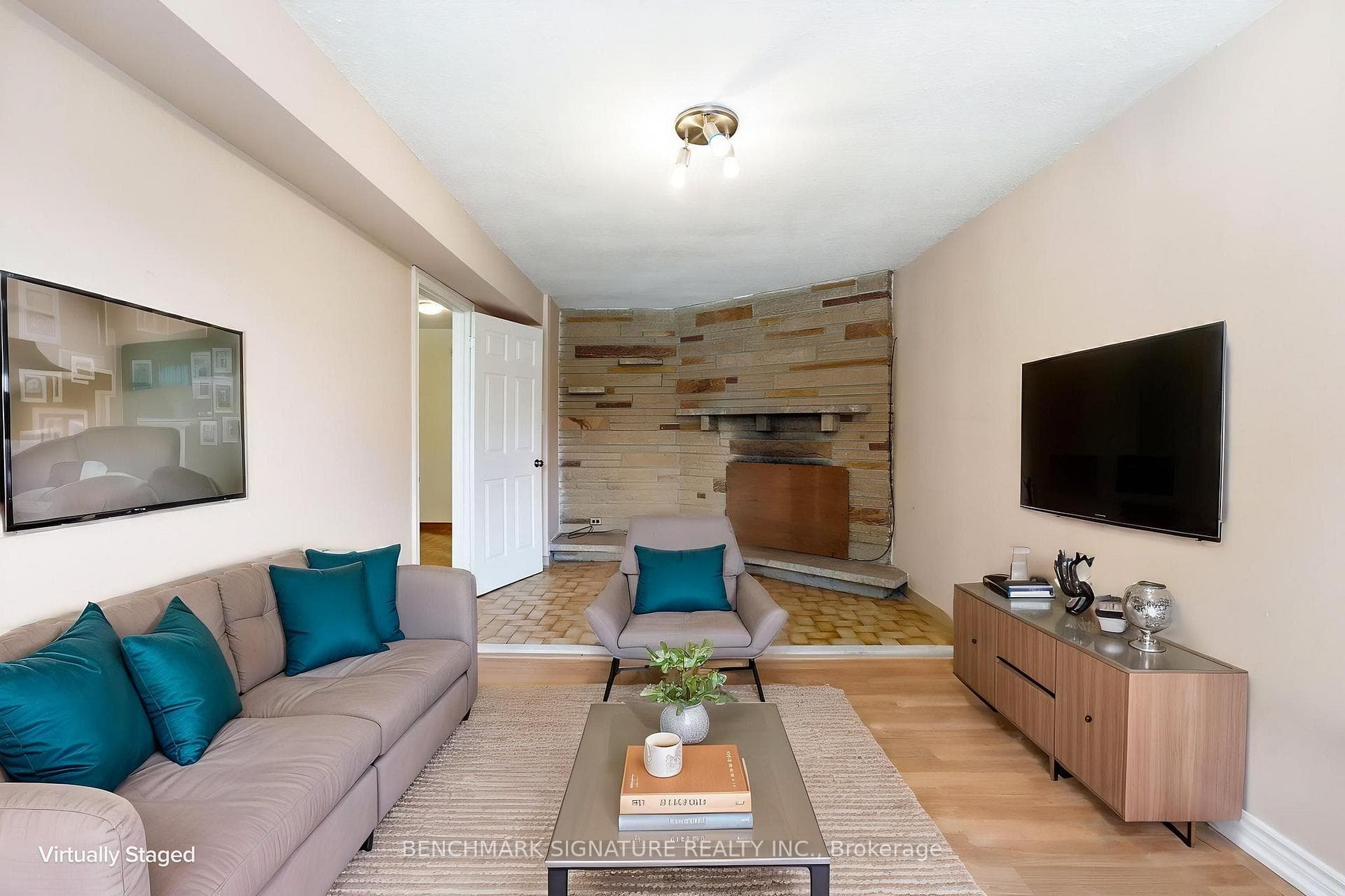 51 Baybrook Crescent photo 7