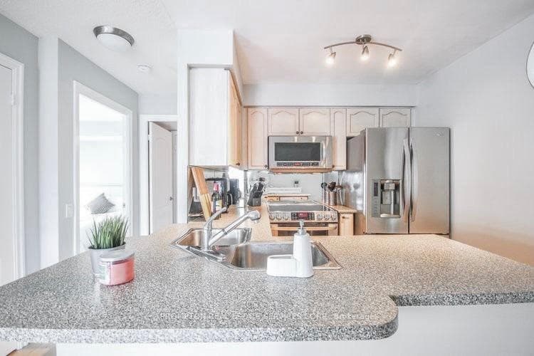 21 Hillcrest Avenue Unit 508 photo 13