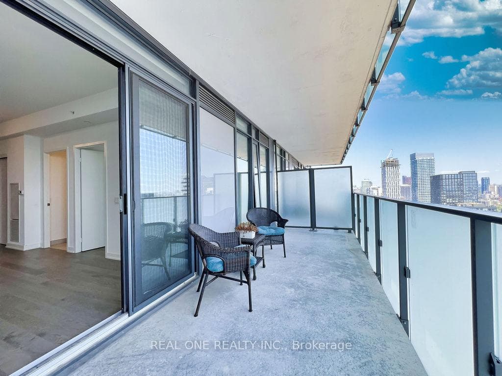 20 Lombard Street Unit 3601 photo 8