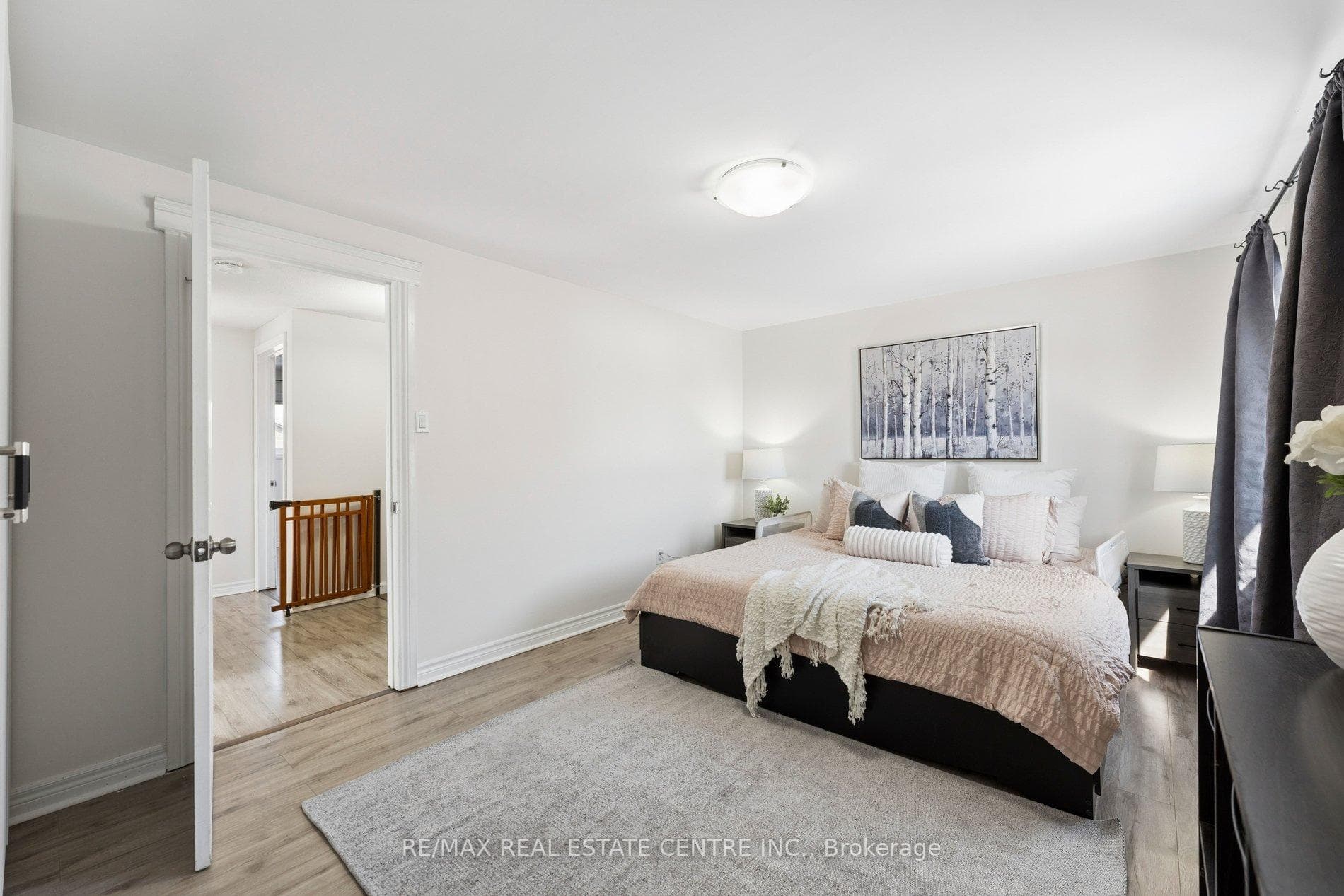 152 Primrose Crescent photo 31