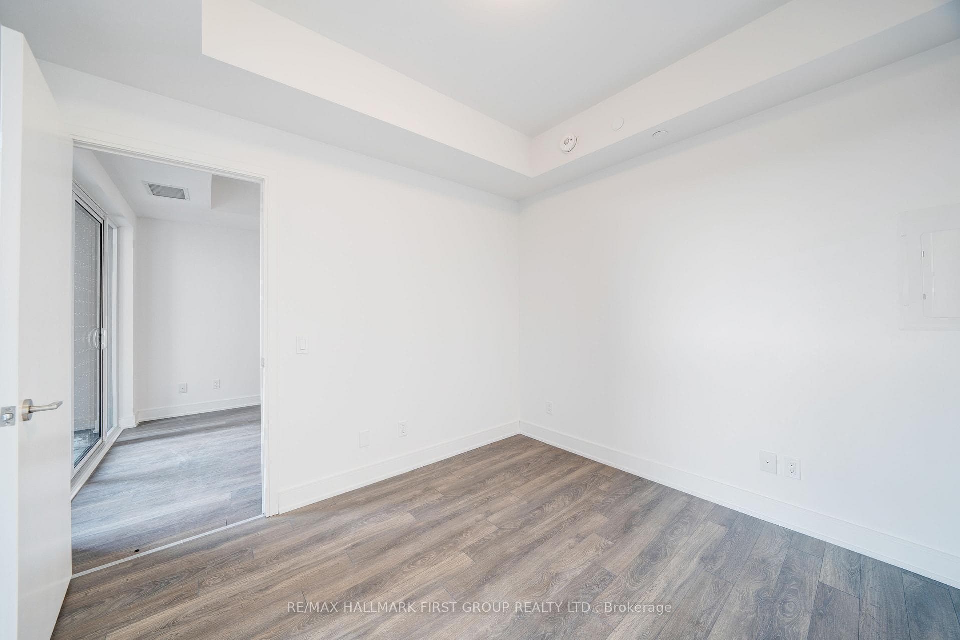 1350 Ellesmere Road Unit 301 photo 22