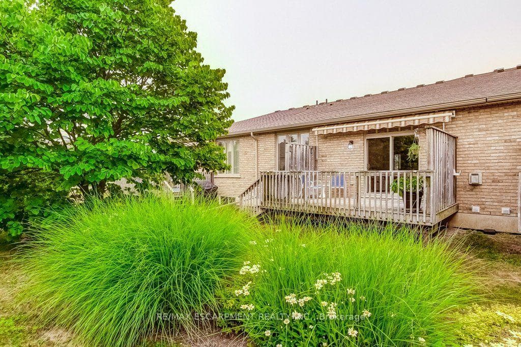 20 Isherwood Avenue Unit 109 photo 29