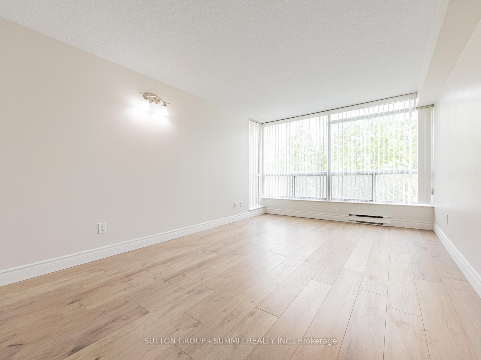 4727 SHEPPARD Avenue Unit 513 photo 16