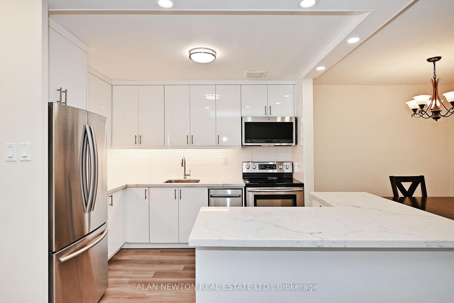16B Elgin Street Unit 235 photo 10