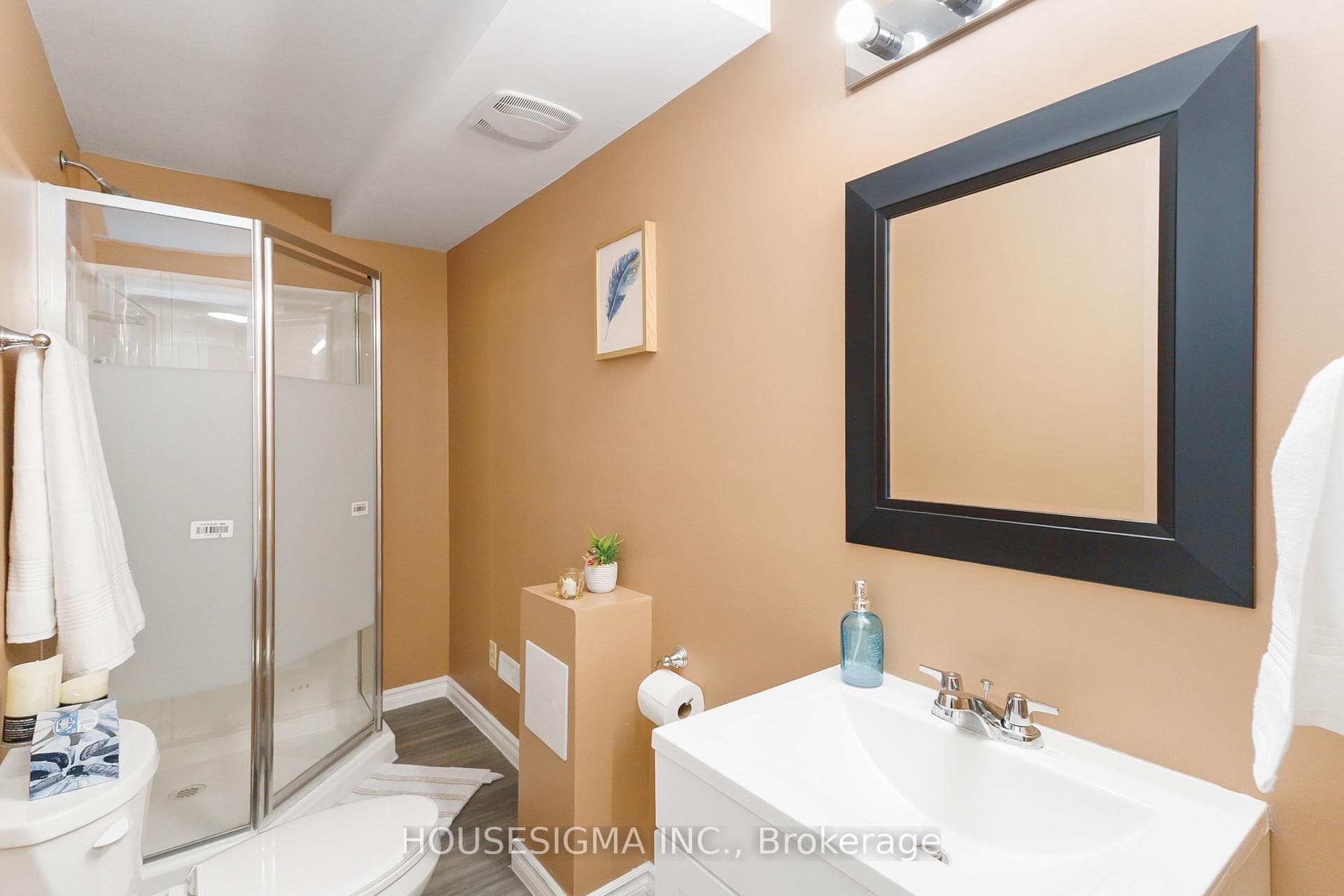 220 Killarney Grove photo 26