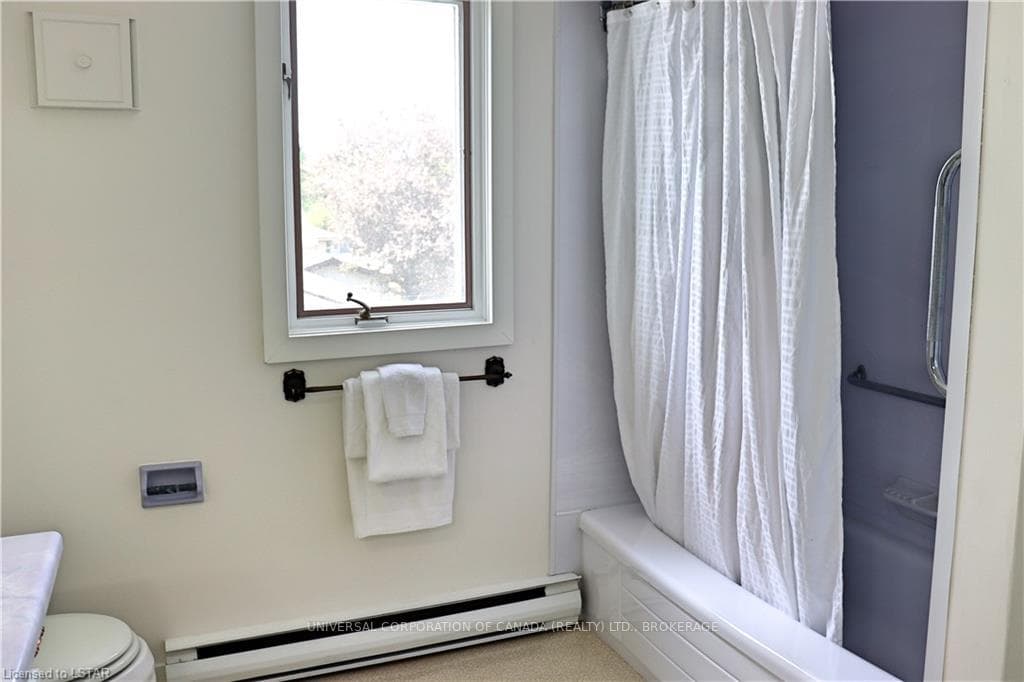 23 MOORE Avenue photo 23