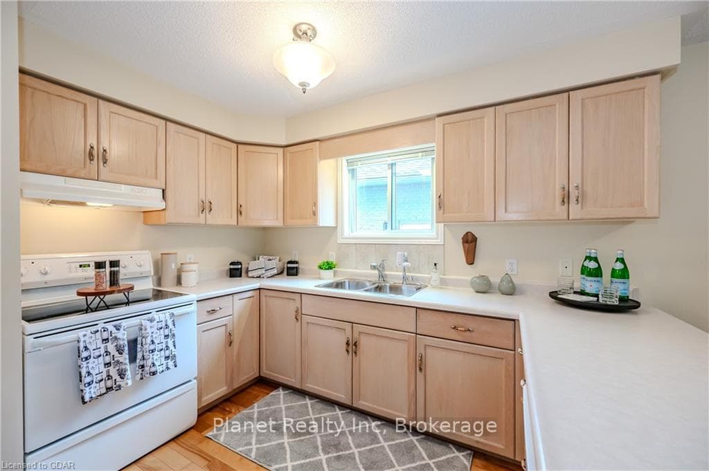 14 SPRUCEHAVEN Court photo 16