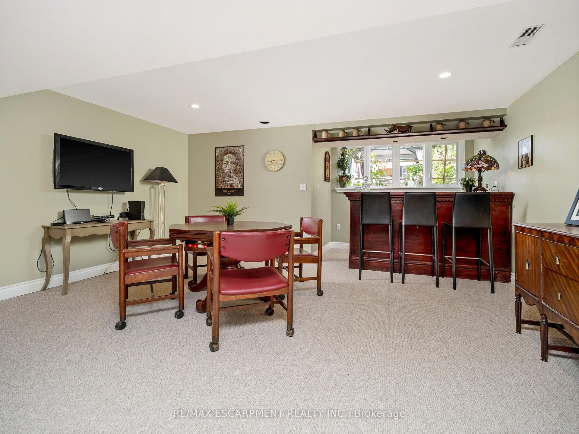 147 Lous Boulevard photo 26