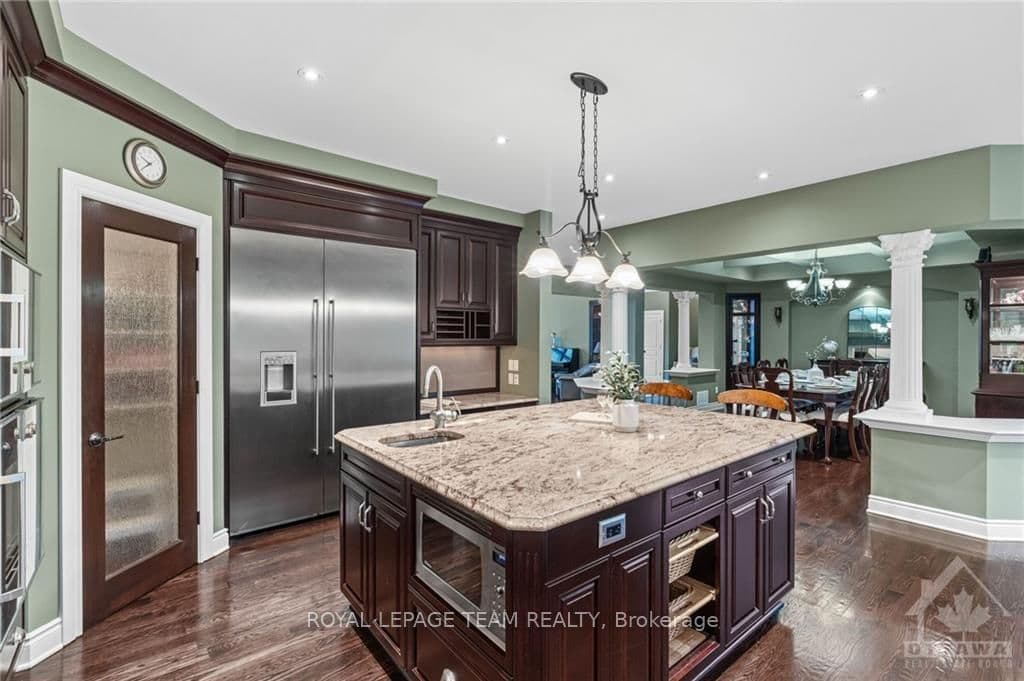1116 MEADOWSHIRE Way photo 10