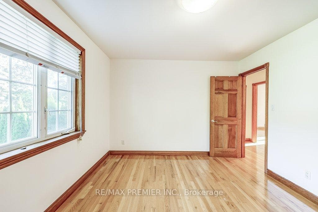 16 Woodvalley Drive photo 27