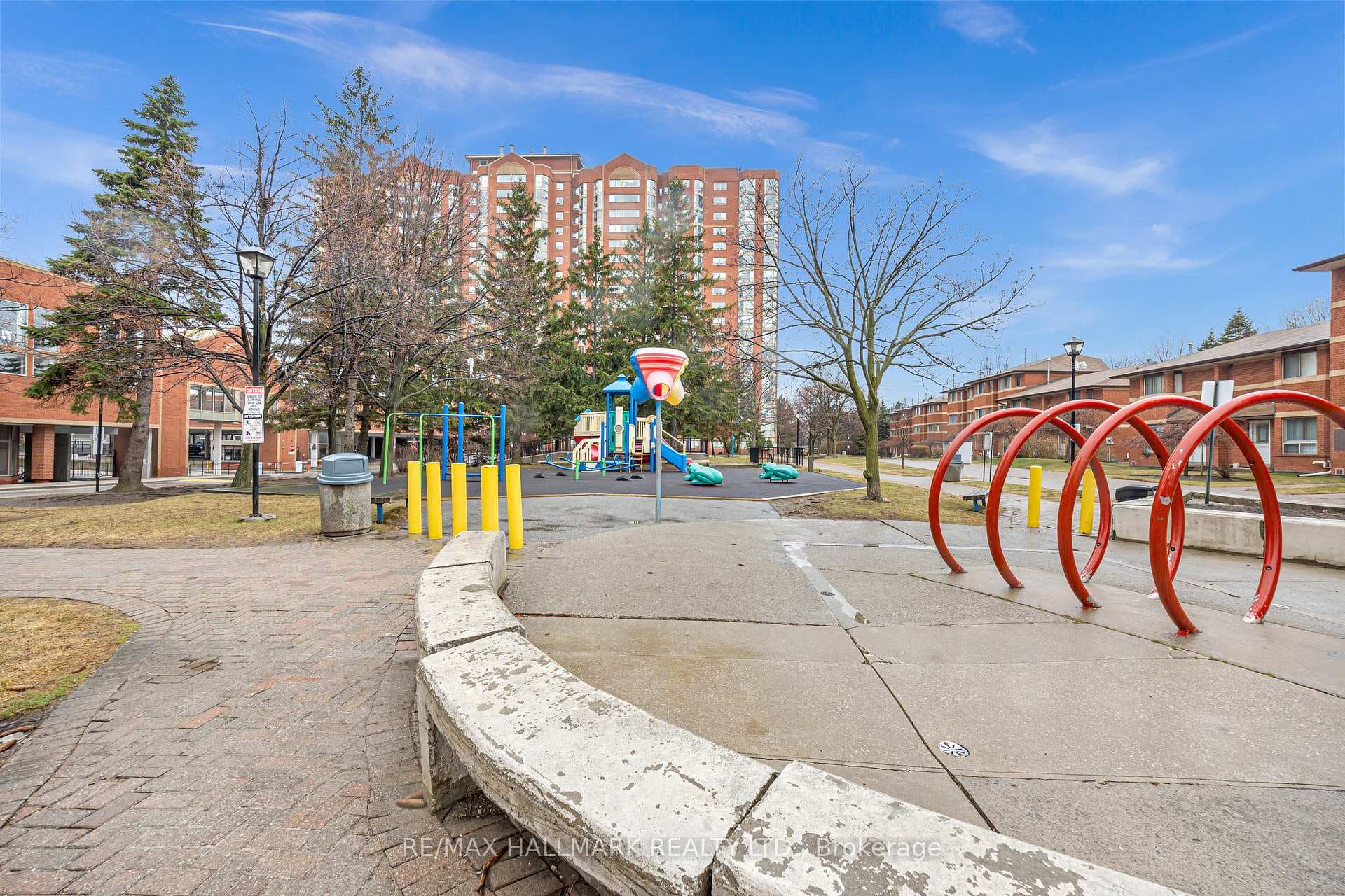 2466 Eglinton Avenue Unit 1508 photo 15