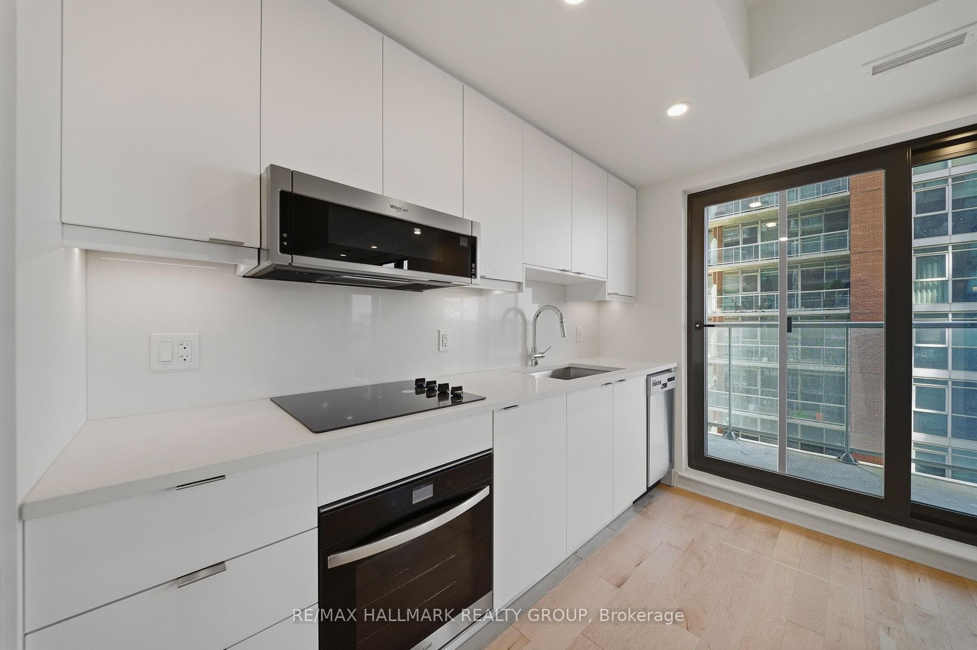 180 George Street Unit 606 photo 10