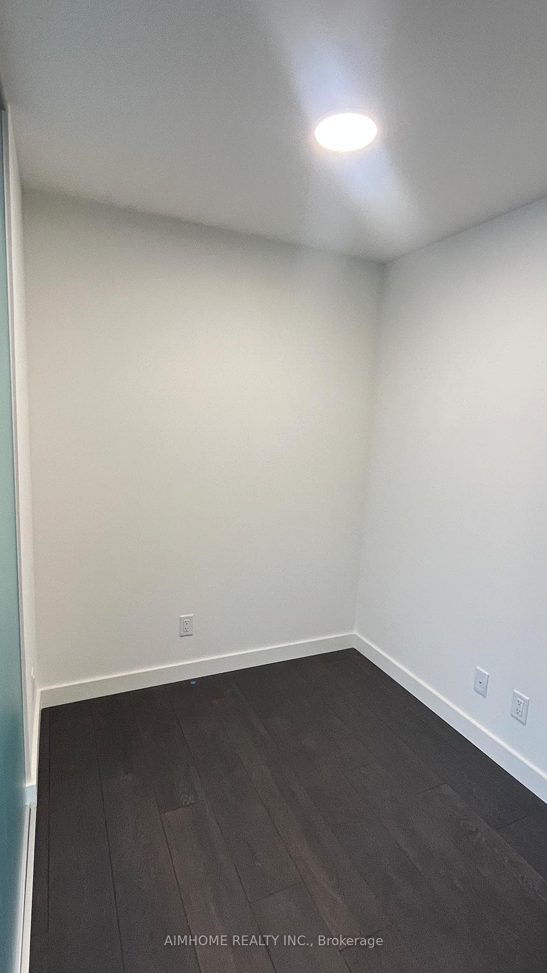 27 McMahon Drive Unit 2107 photo 7