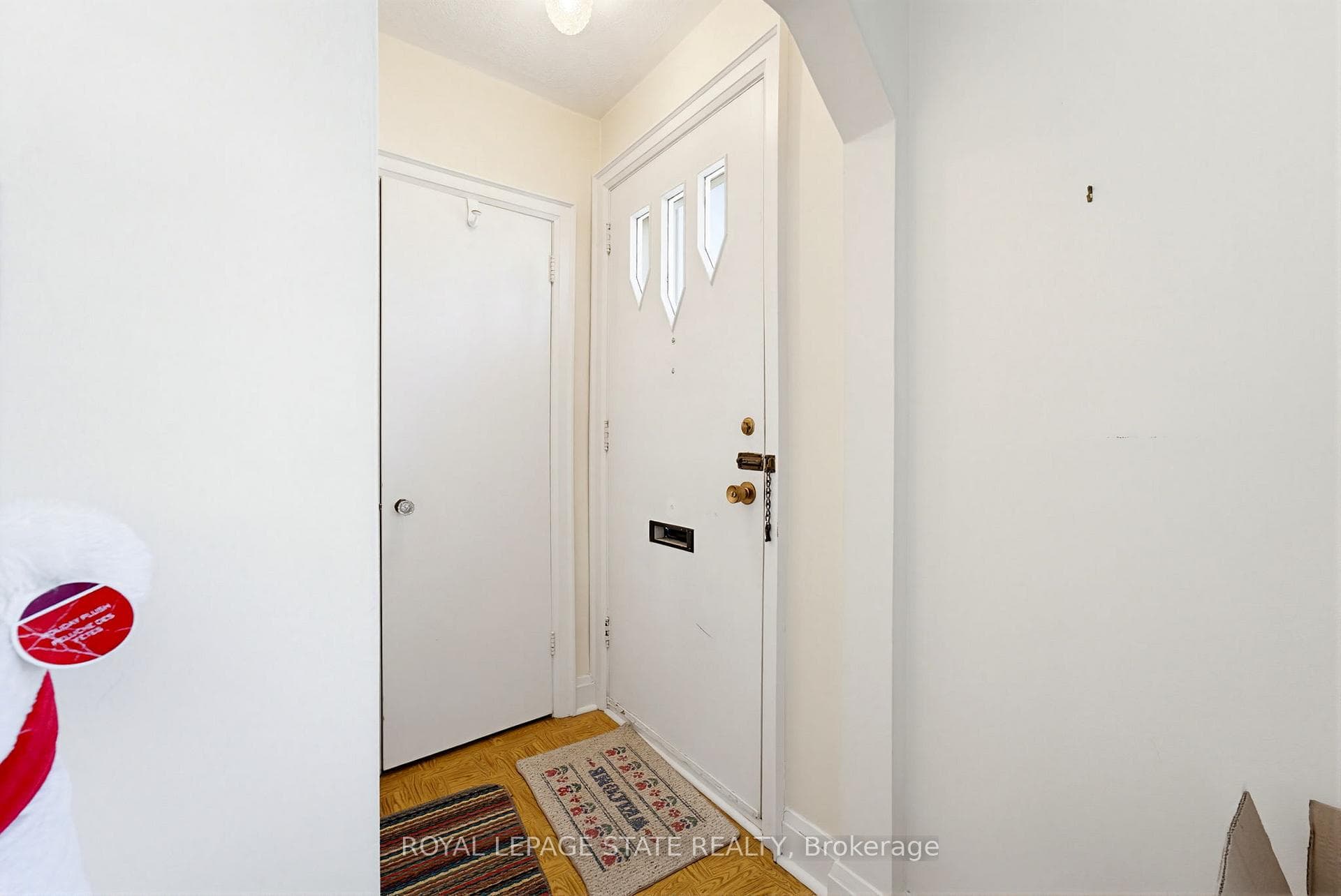 257 West 2nd Street photo 6