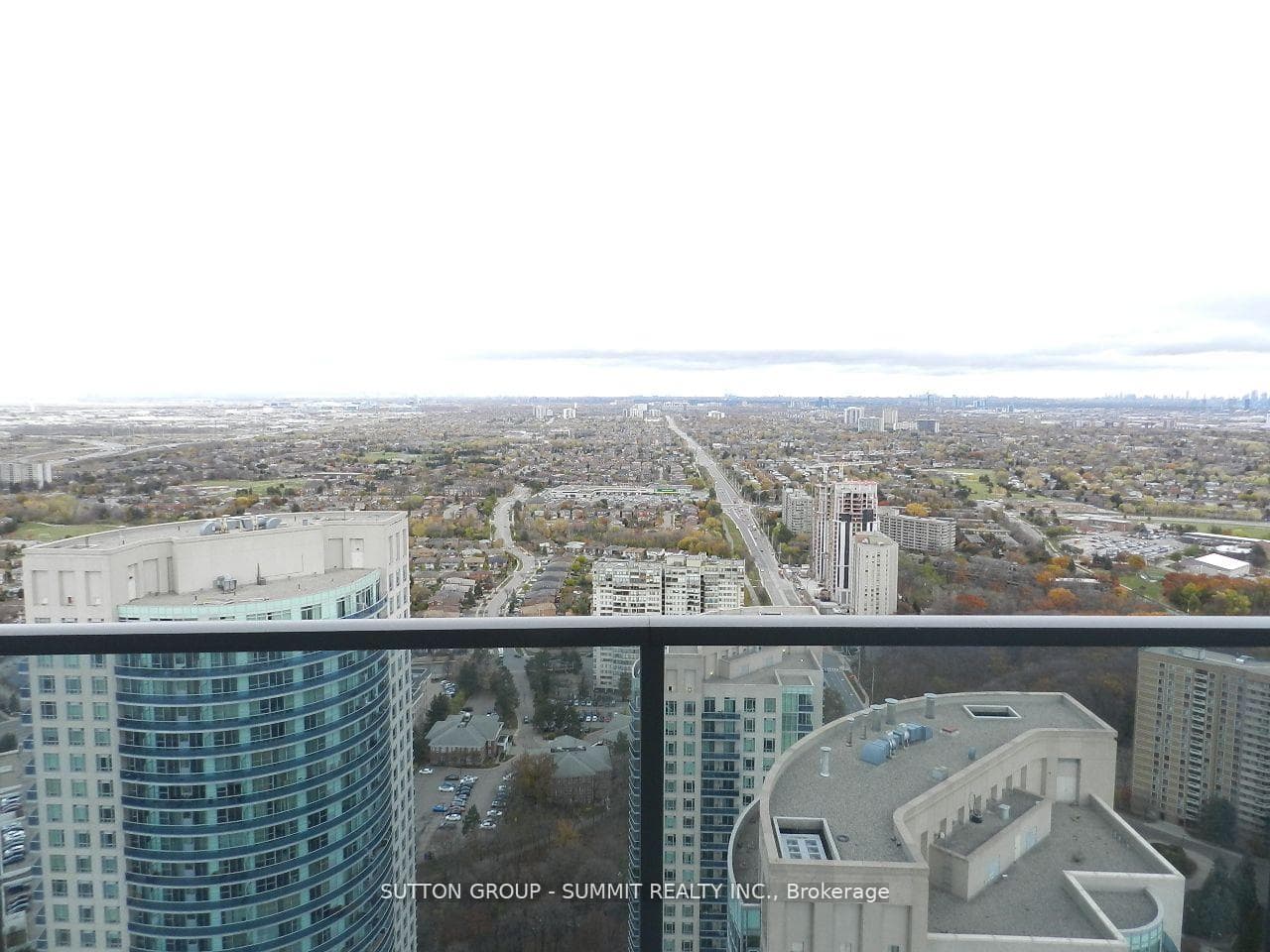 60 Absolute Avenue Unit 4308 photo 8