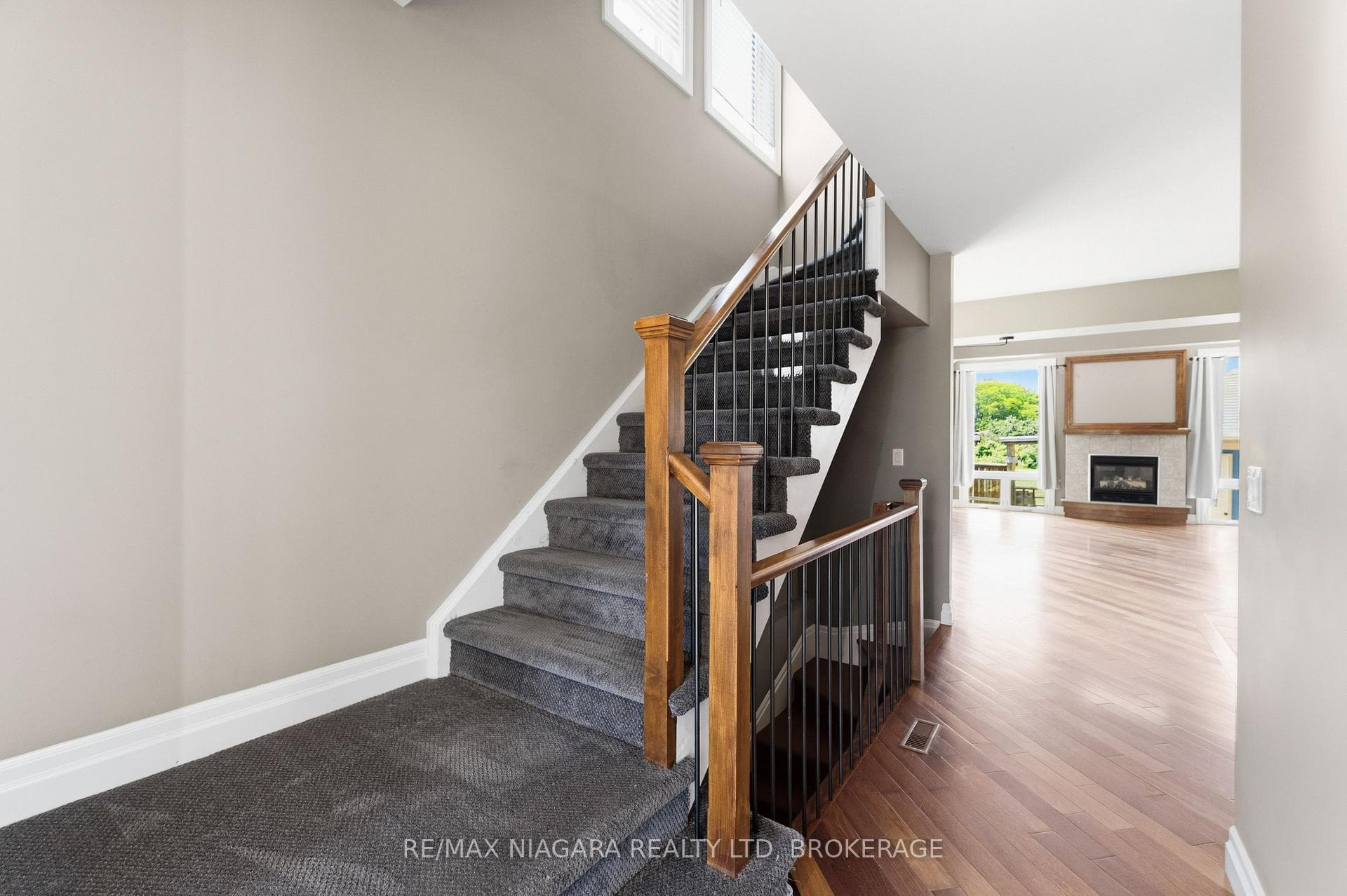 291 Vine Street photo 9