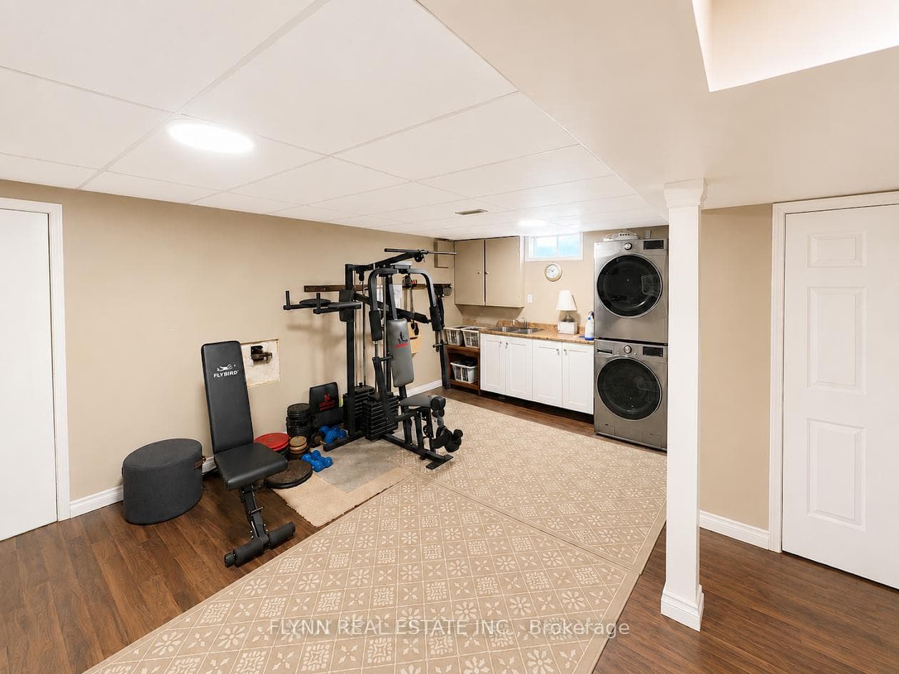 7763 Swan Street photo 23