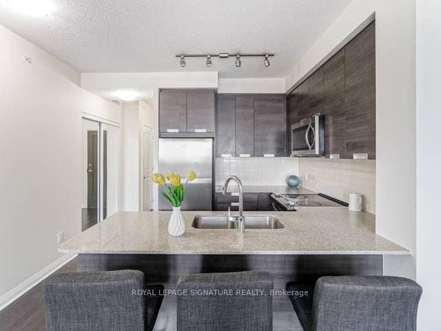 5025 Four Springs Avenue Unit 903 photo 11