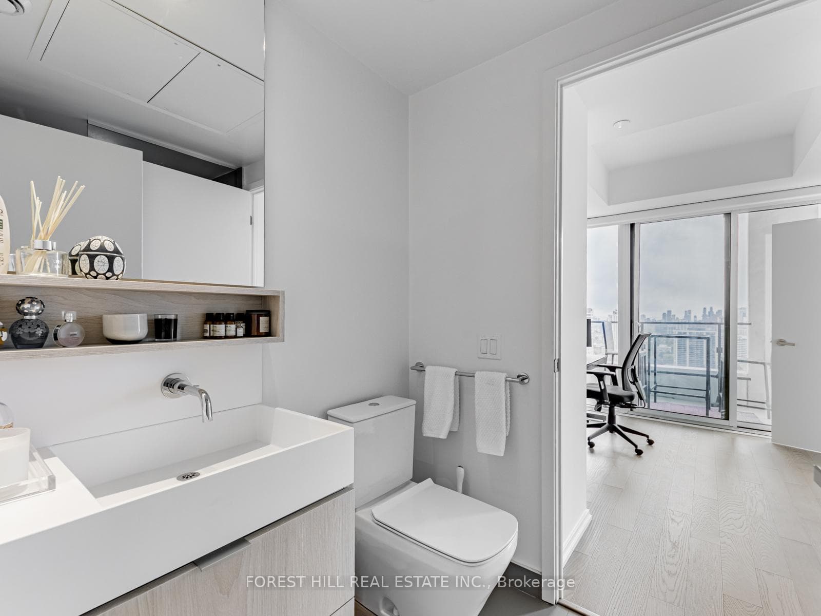 5 Soudan Avenue Unit 3114 photo 17