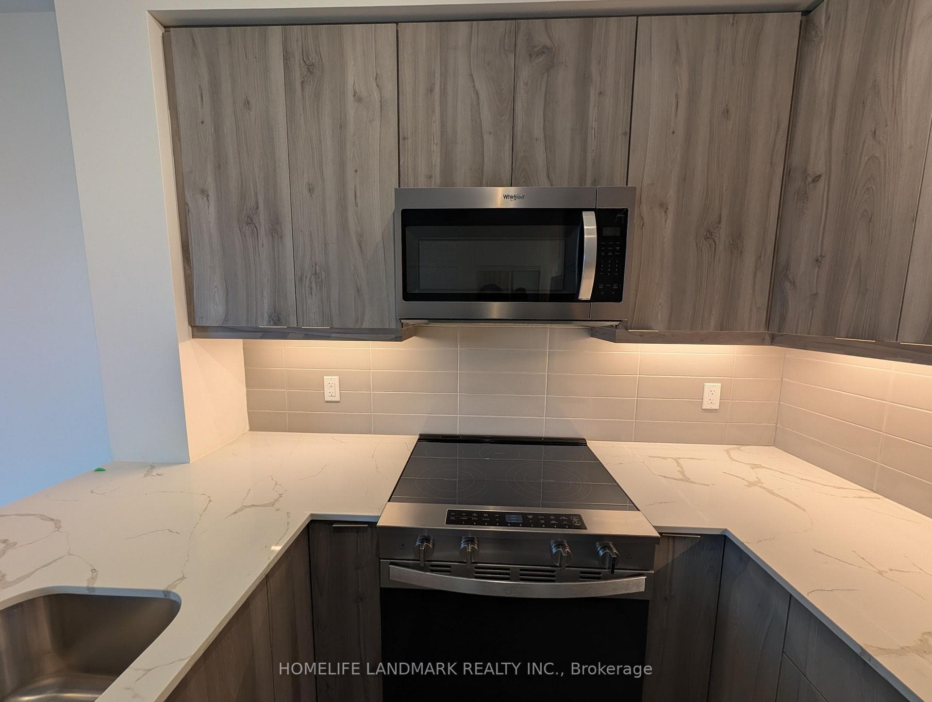 15 Watergarden Drive Unit 213 photo 21