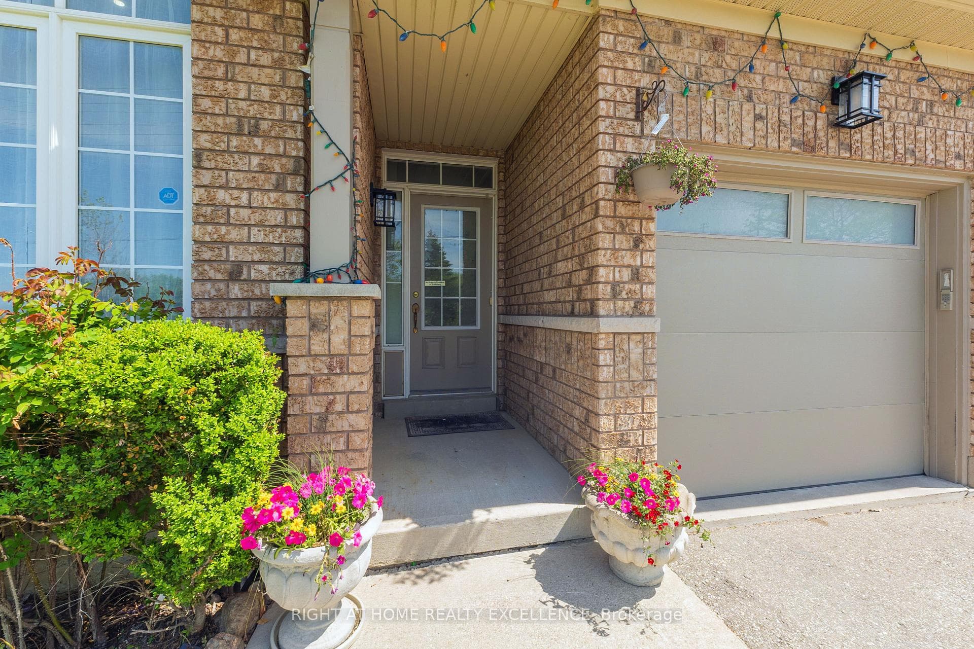 17 Keeleview Crescent photo 3