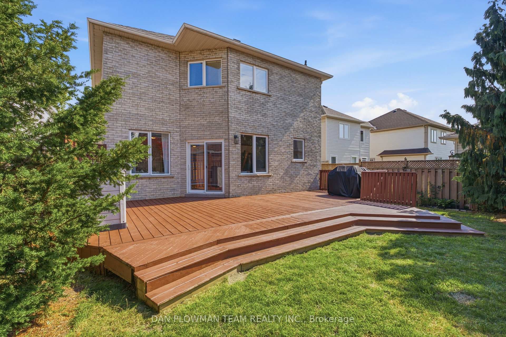 30 Weldon Street photo 46