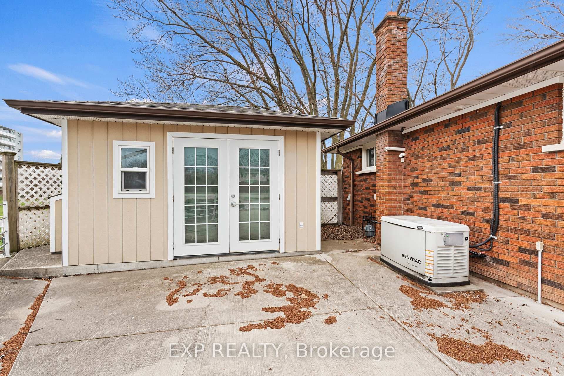 5224 Timothy Crescent photo 17