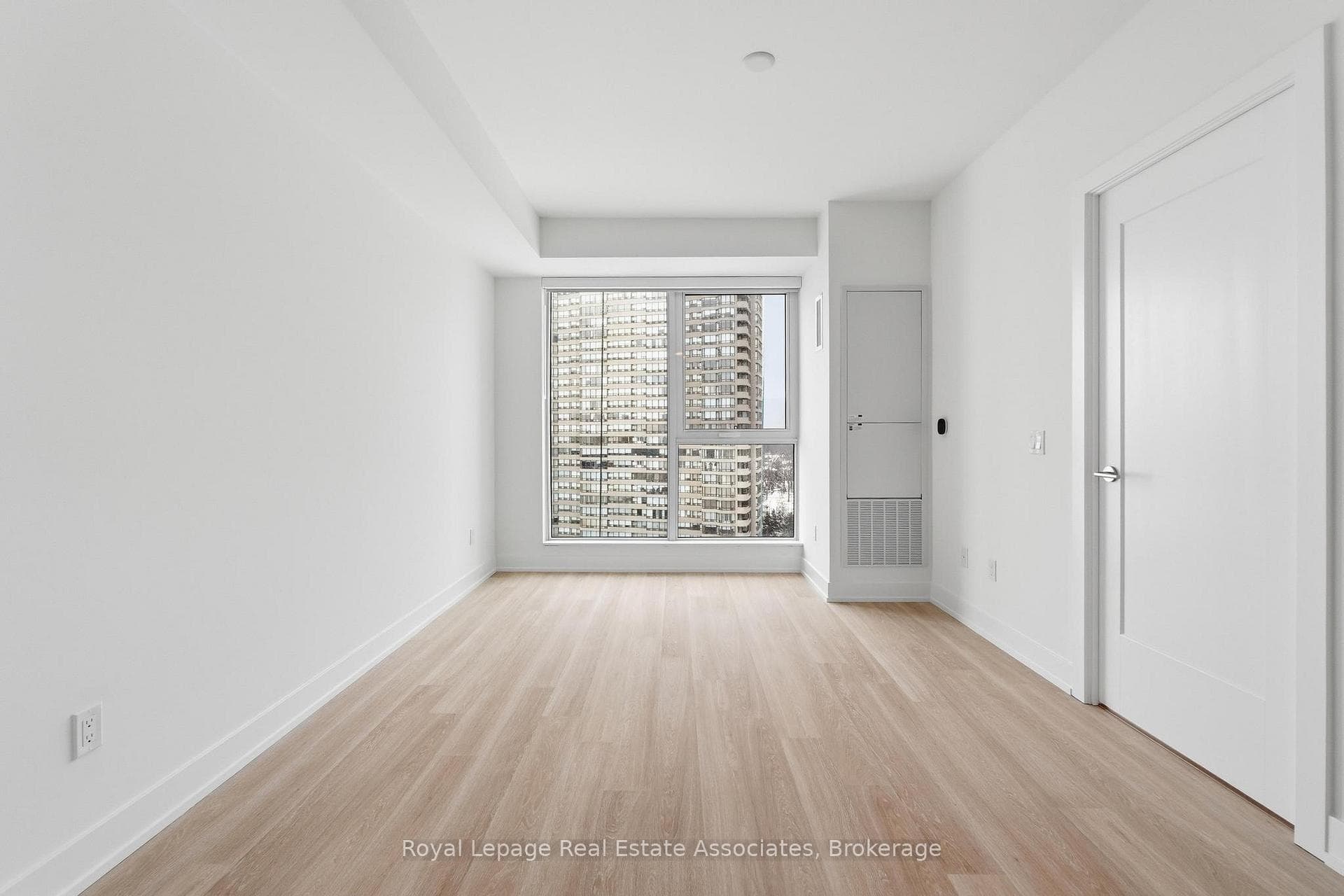 25 Cordova Avenue Unit 1103 photo 5