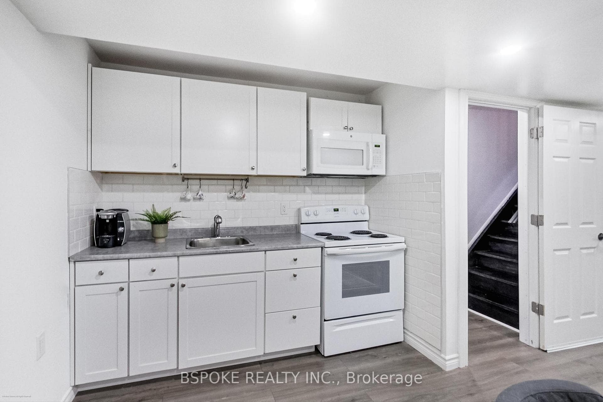 1269 Lansdowne Avenue photo 28
