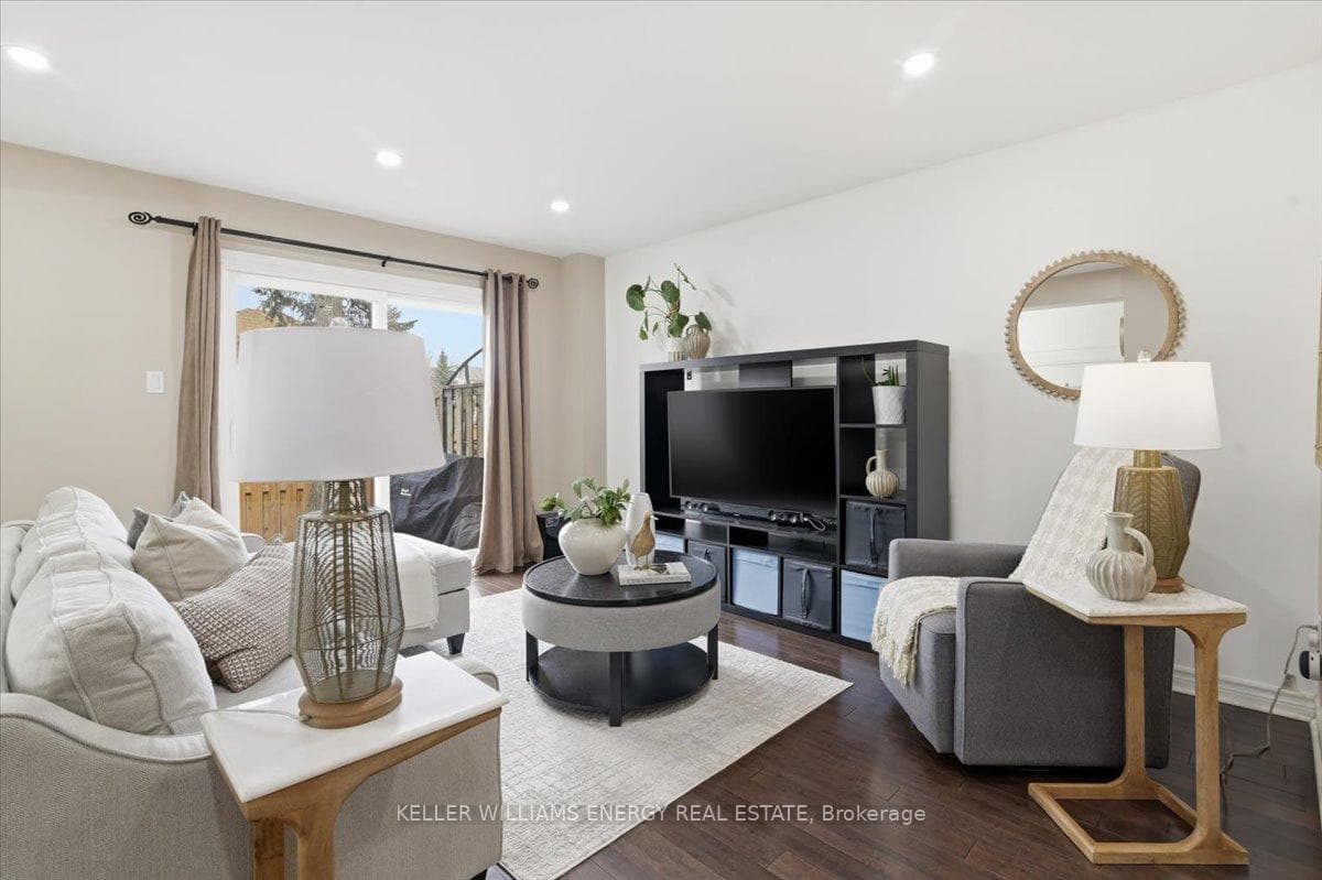 155 Glovers Road Unit 13 photo 17