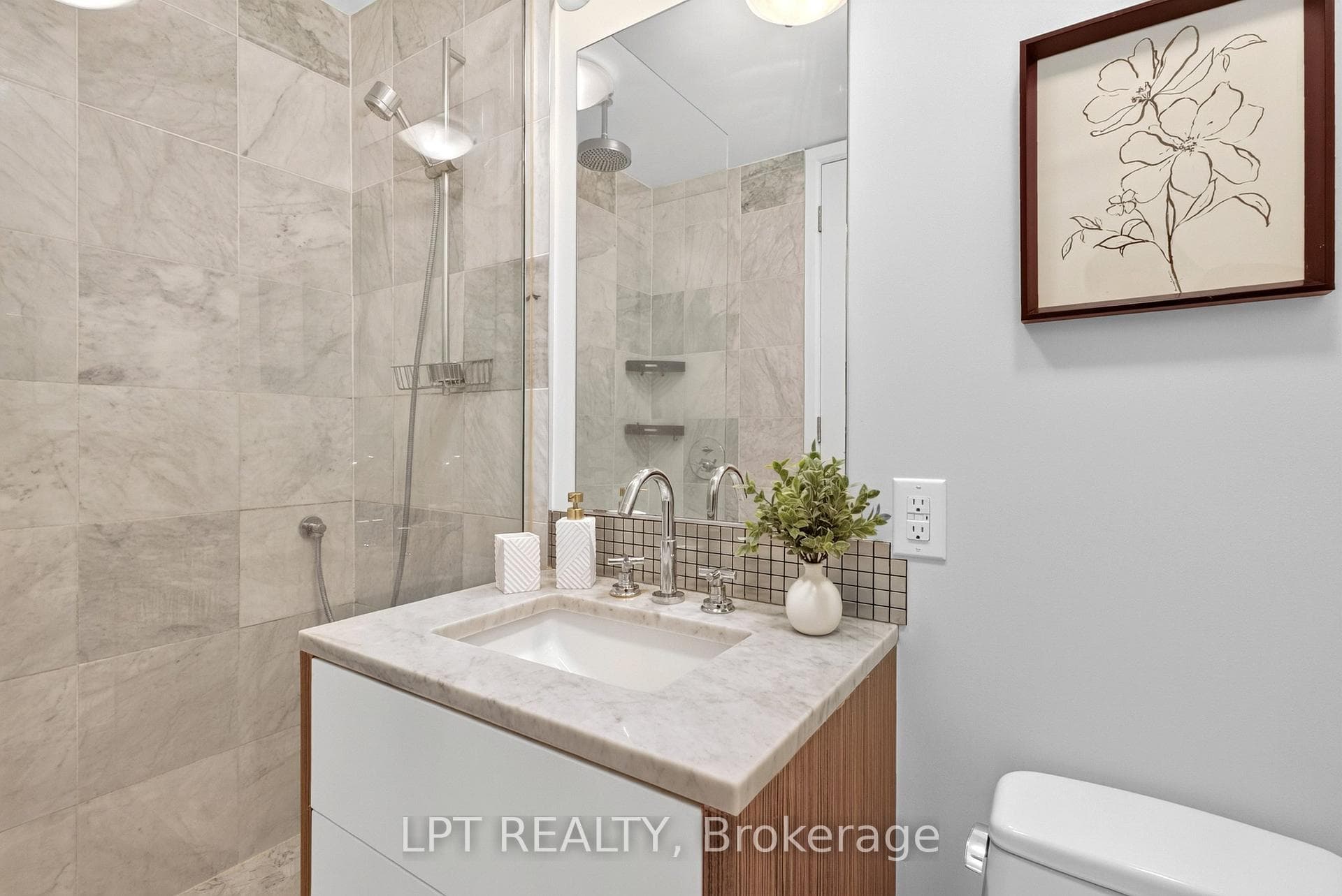 201 Parkdale Avenue Unit 1004 photo 19