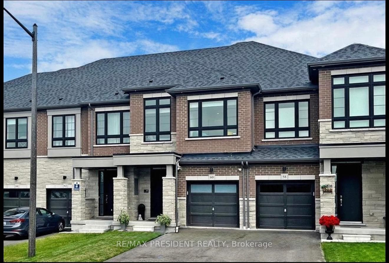 60 Peter Hogg Court photo 1