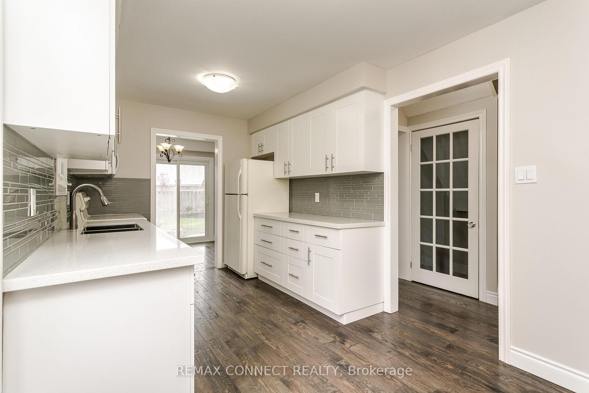 15 Kennedy Drive photo 7