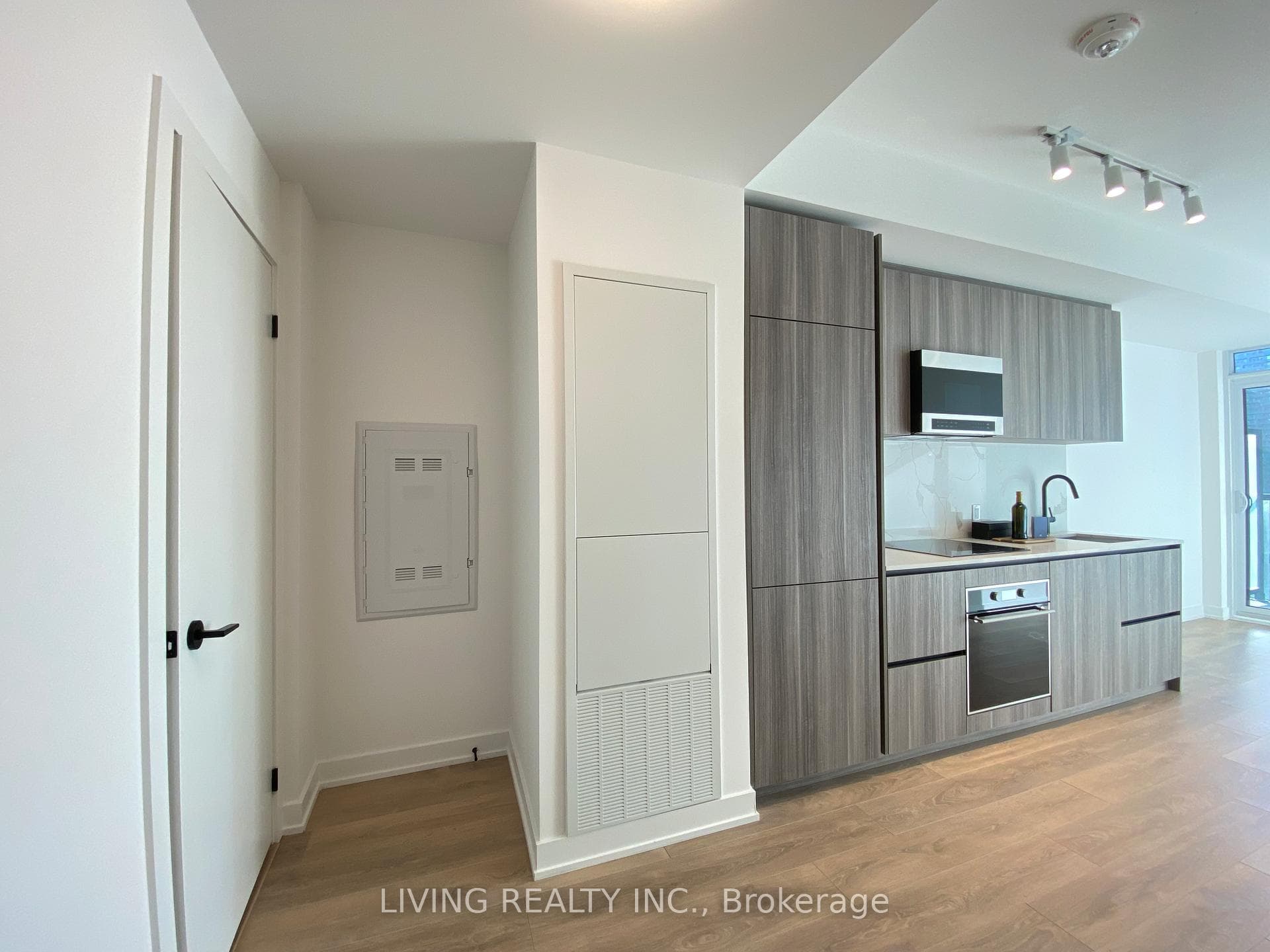 127 Broadway Avenue Unit 2804 photo 19