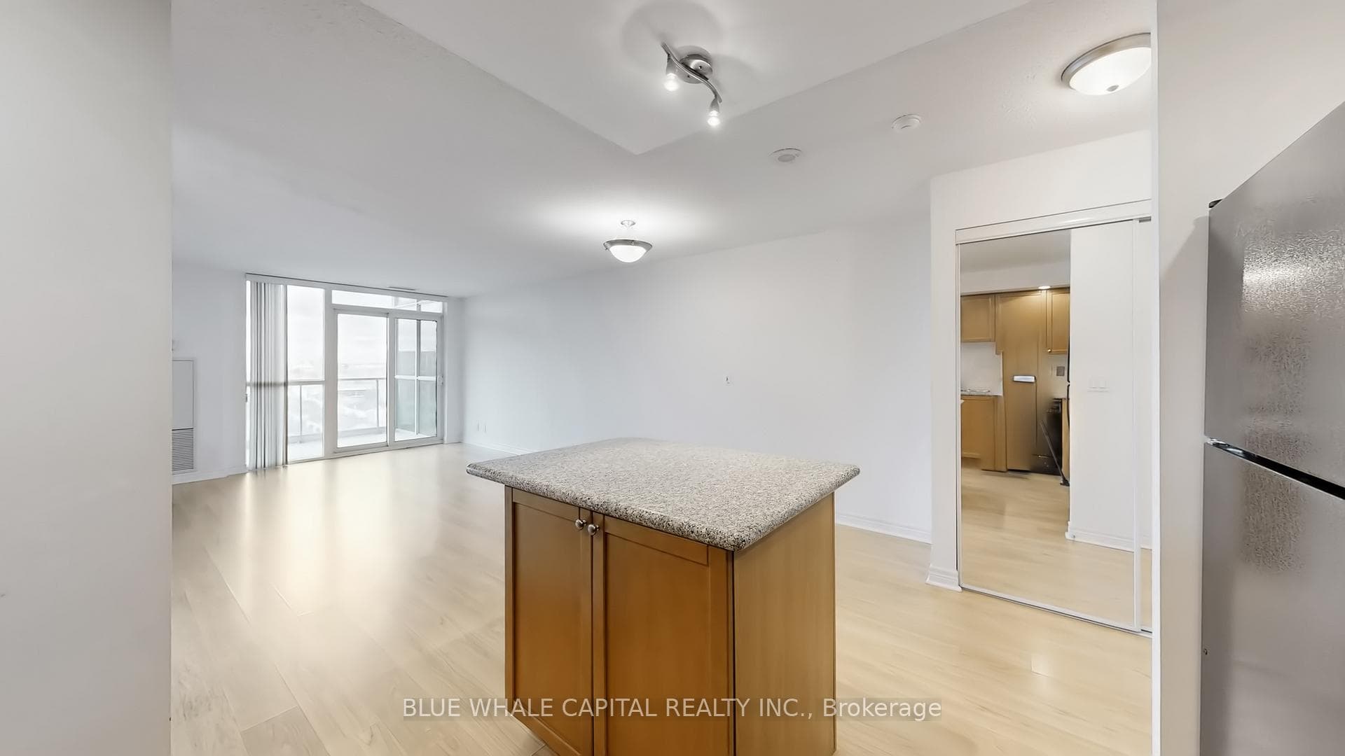 33 Cox Boulevard Unit 1601 photo 20