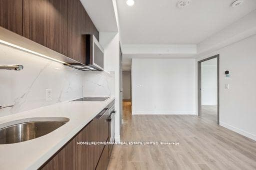 38 Widmer Street Unit 3907 photo 12