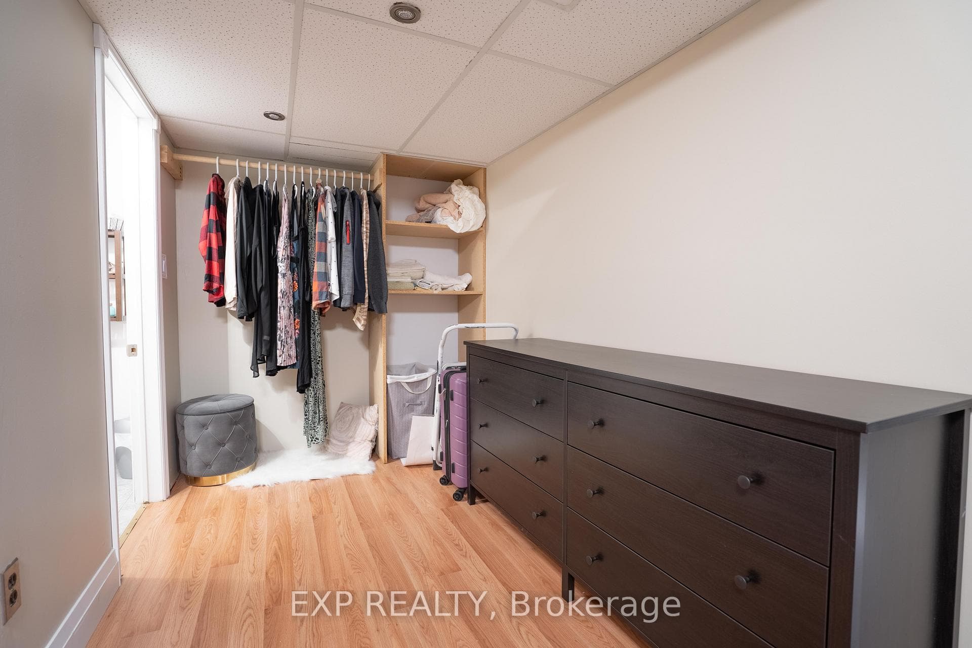 22 Langside Avenue photo 13